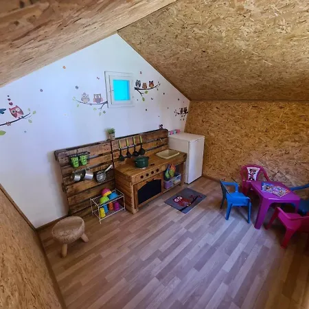 пенчеви, кк. чарк Prázdninový dům