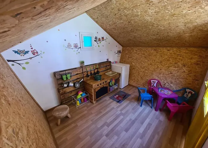 пенчеви, кк. чарк Semesterbostad